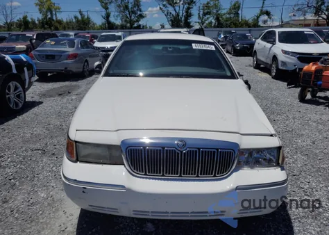 2000 Mercury Grand Marquis Ls z USA, uszkodzony, nr VIN 2MEFM75WXYX692025